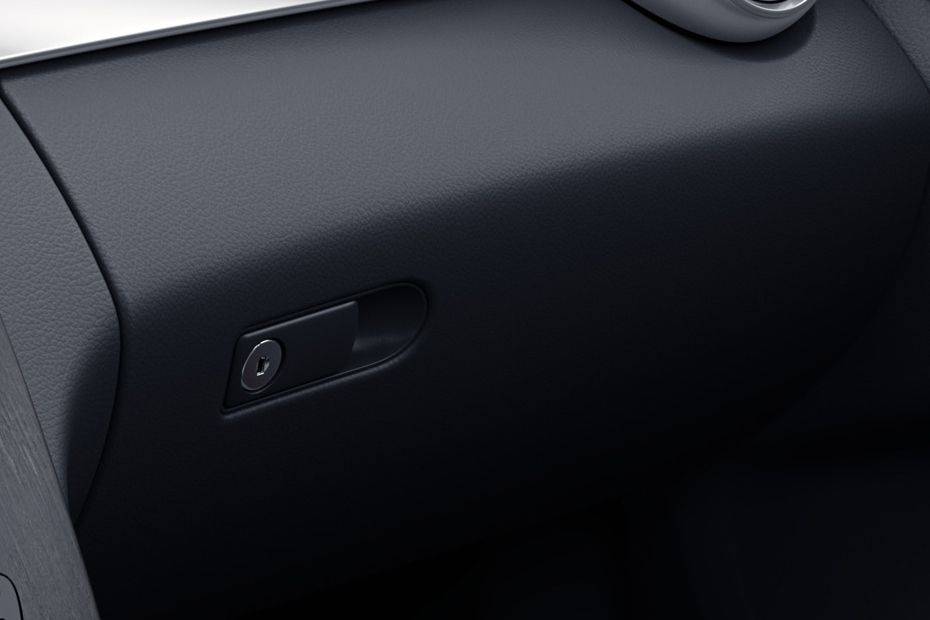 Mercedes Benz C-Class Saloon Glove Box Mercedes Benz C-Class Saloon Glove Box