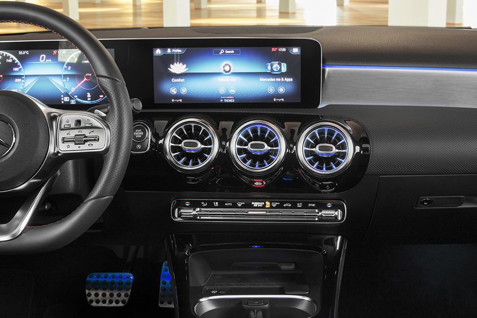 A-Class Sedan (2019-2021) Center Console