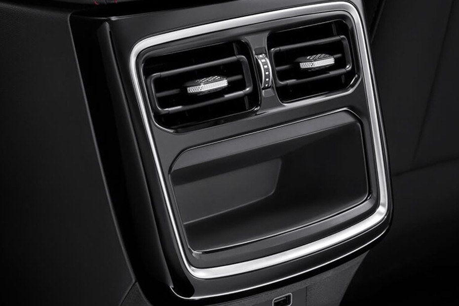 VT9 Rear AC Controls