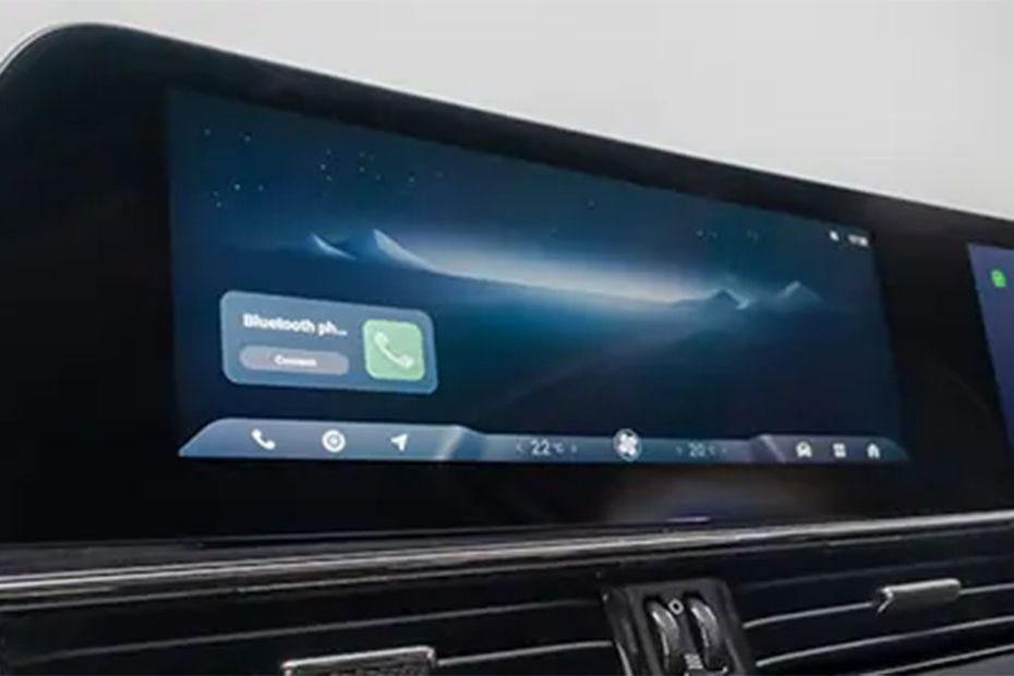 Omoda E5 touch screen