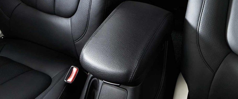 Pajero Sport Front Center Divider Pajero Sport Front Center Divider