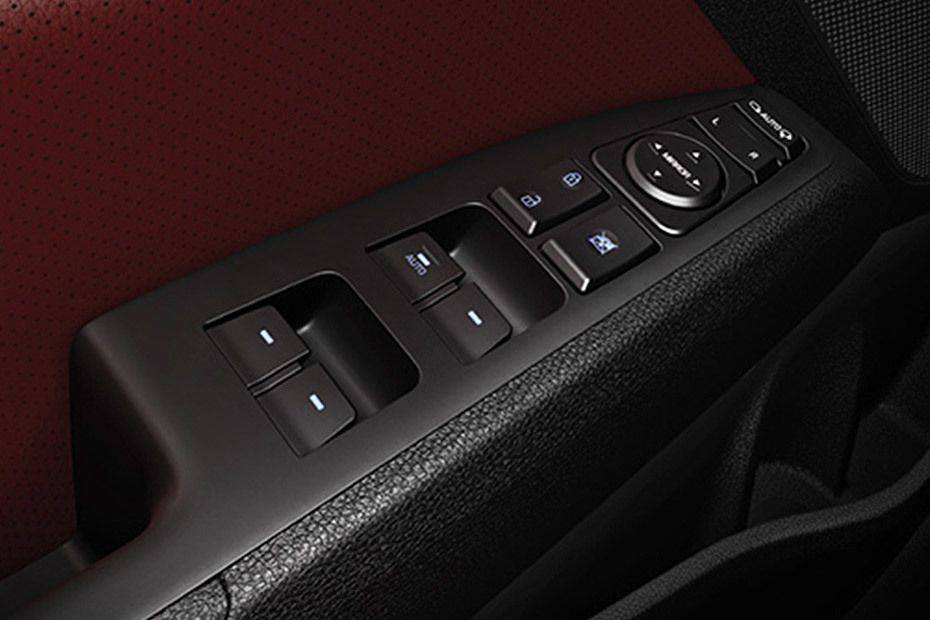 Hyundai Elantra Sport Drivers Side In Side Door Controls Hyundai Elantra Sport Drivers Side In Side Door Controls