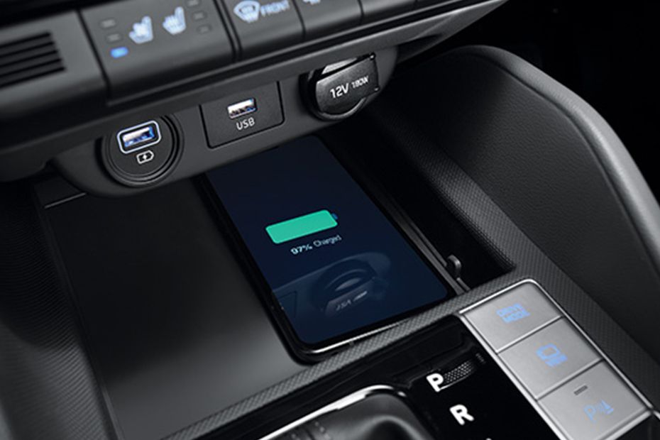 Power Accessories Outlet View of Hyundai Elantra Power Accessories Outlet View of Hyundai Elantra