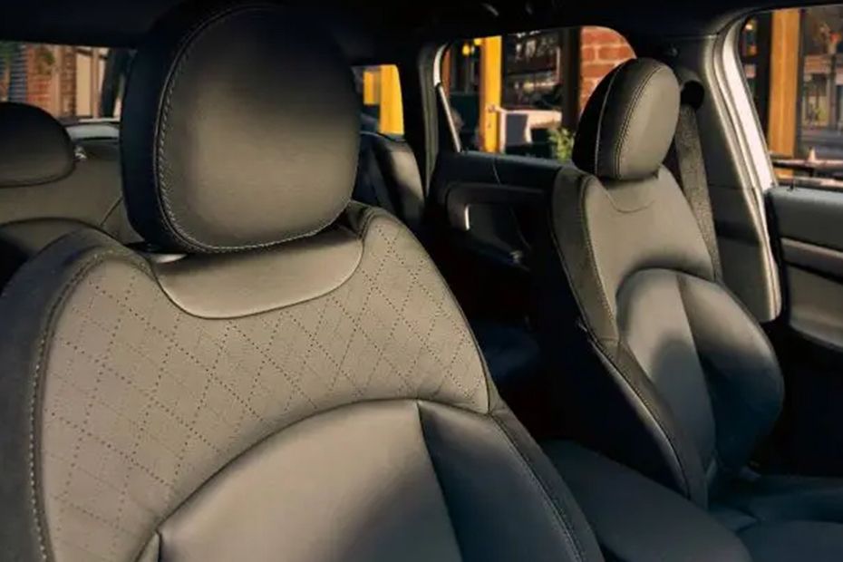 Countryman SE Front Seats