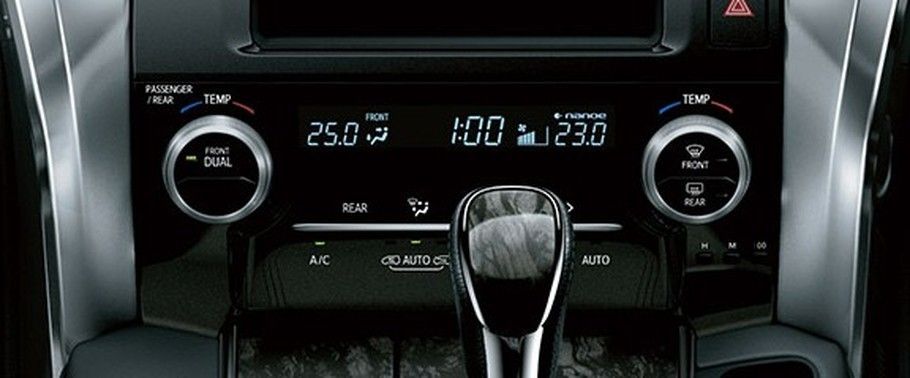 Front AC Controls of Toyota Vellfire (2016-2017) Front AC Controls of Toyota Vellfire (2016-2017)