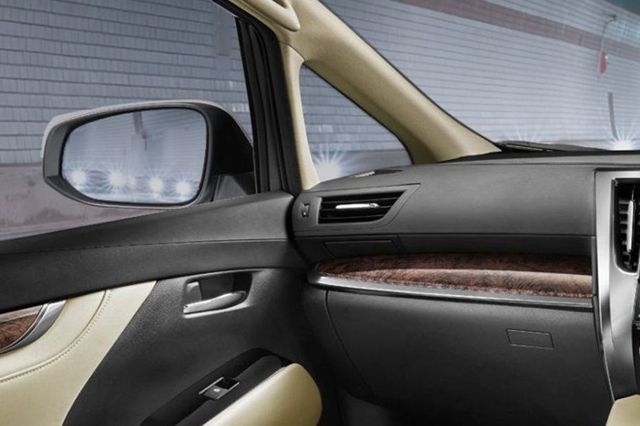 Toyota Alphard Passengers View Toyota Alphard Passengers View