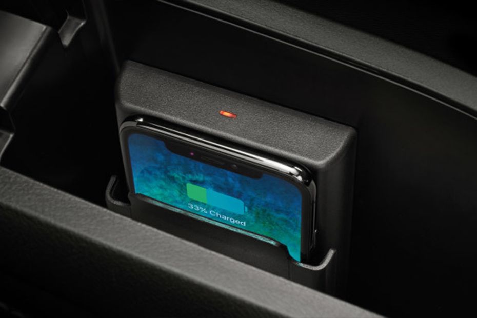 Power Accessories Outlet View of Toyota Yaris Power Accessories Outlet View of Toyota Yaris
