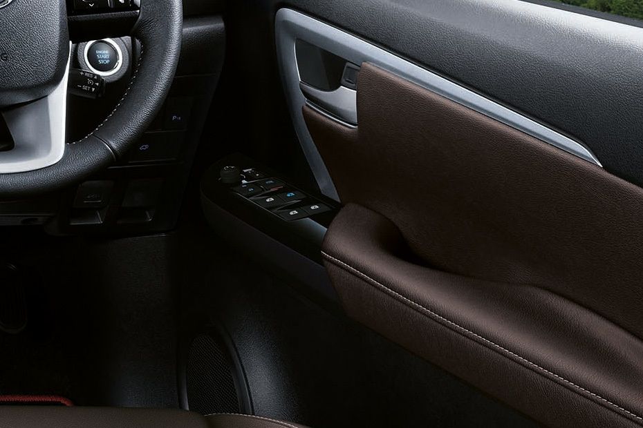 Toyota Fortuner Drivers Side In Side Door Controls Toyota Fortuner Drivers Side In Side Door Controls