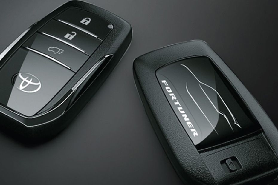 Toyota Fortuner Keychain Fob Toyota Fortuner Keychain Fob