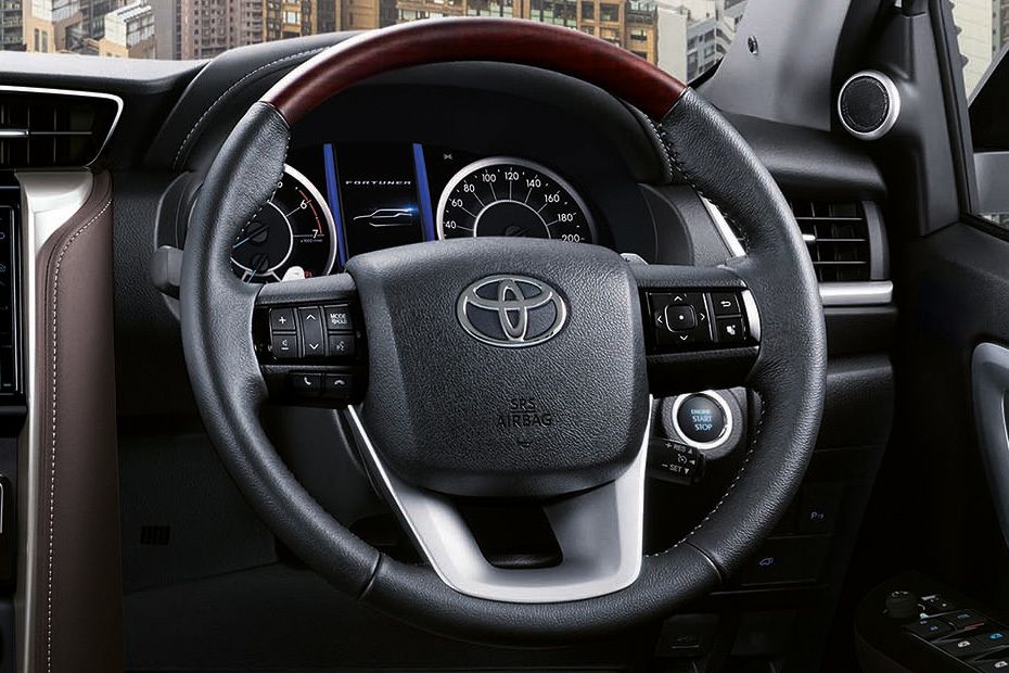 Toyota Fortuner Steering Wheel Toyota Fortuner Steering Wheel