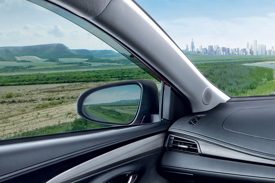 Toyota Vios (2017-2019) Passengers View