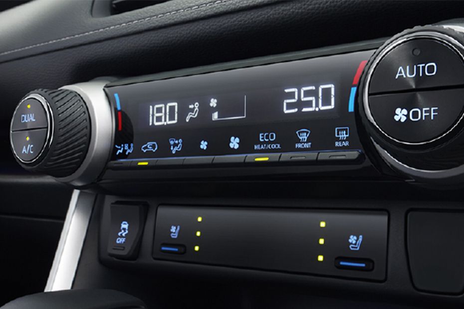 Front AC Controls of Toyota RAV4
