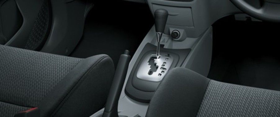 Toyota Avanza (2010-2015) Gear Shifter Toyota Avanza (2010-2015) Gear Shifter