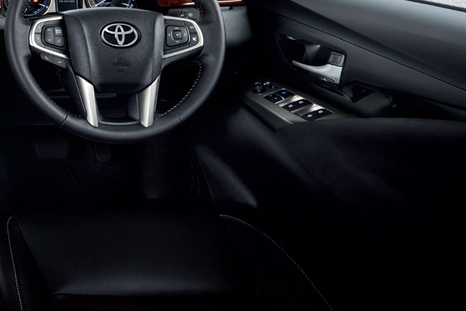 Toyota Innova Drivers Side In Side Door Controls Toyota Innova Drivers Side In Side Door Controls