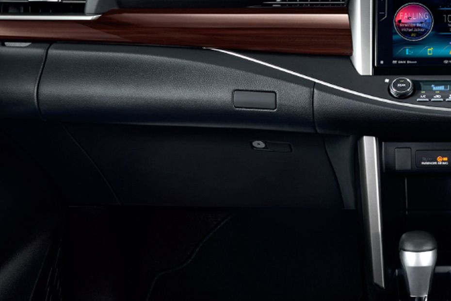 Toyota Innova Glove Box Toyota Innova Glove Box