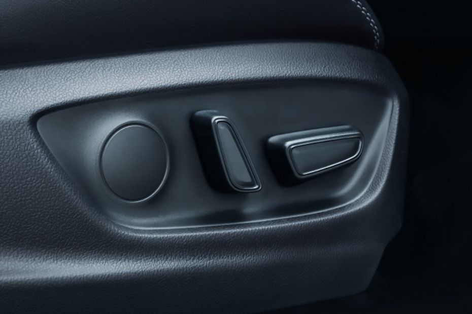 Toyota Corolla Cross Hybrid (2021-2023) Seat Adjustment Controllers Toyota Corolla Cross Hybrid (2021-2023) Seat Adjustment Controllers