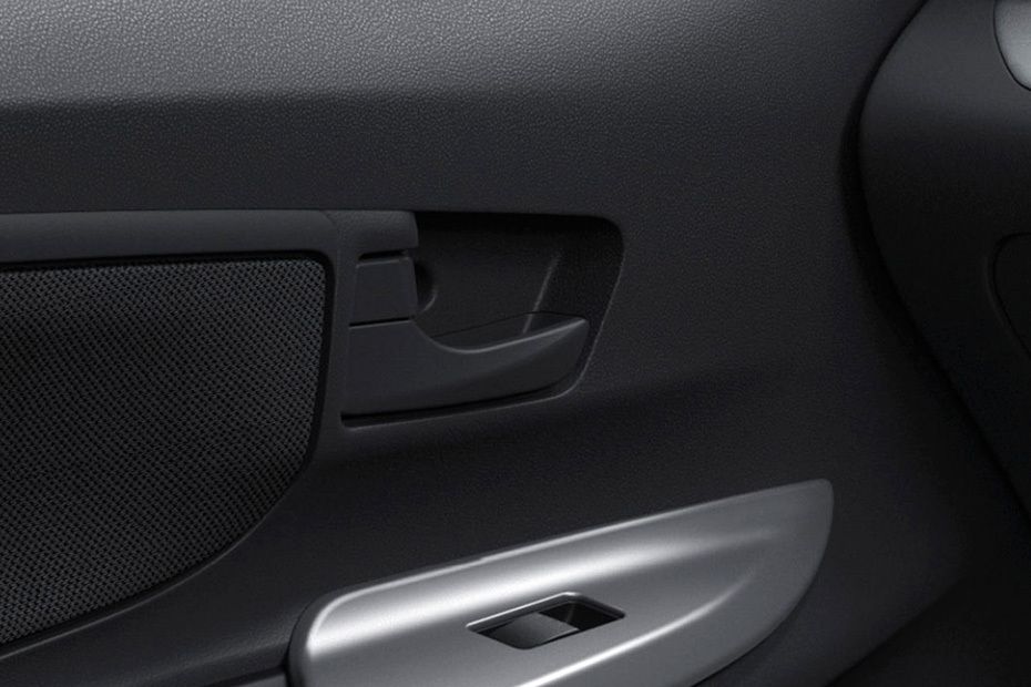 door handle interior of Toyota Avanza (2015-2018) door handle interior of Toyota Avanza (2015-2018)