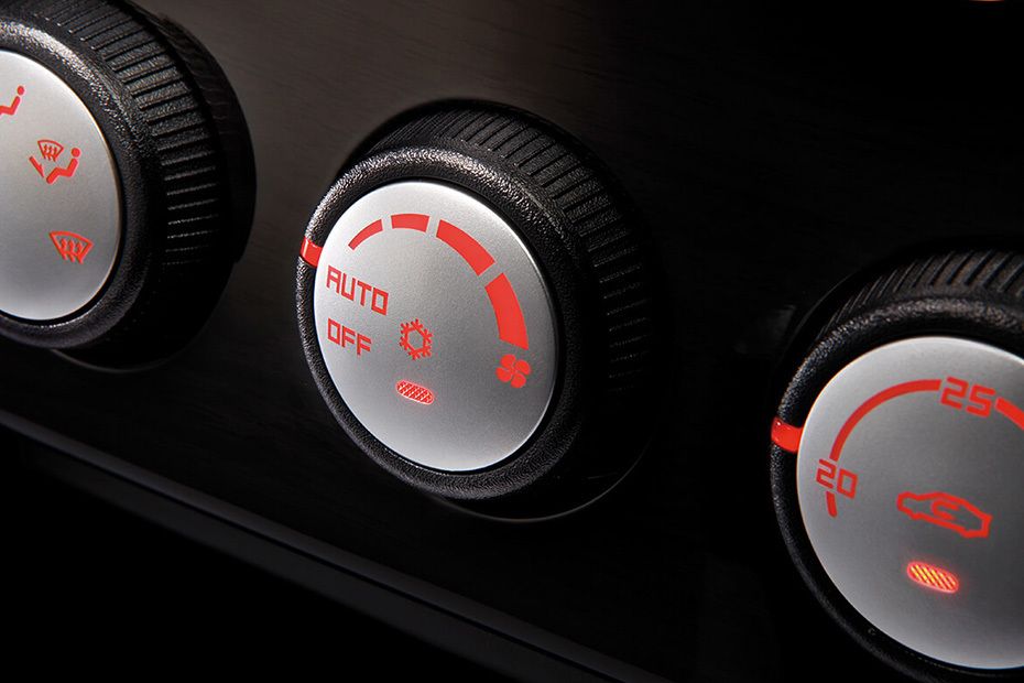 Front AC Controls of Proton Preve Front AC Controls of Proton Preve