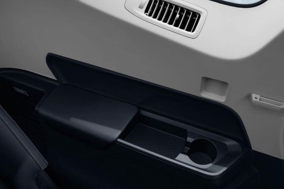 X90 Cup Holder Side View X90 Cup Holder Side View