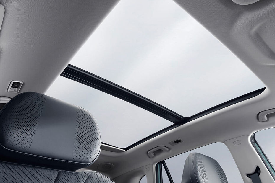 Proton e.MAS 7 PHEV Sunroof Moonroof