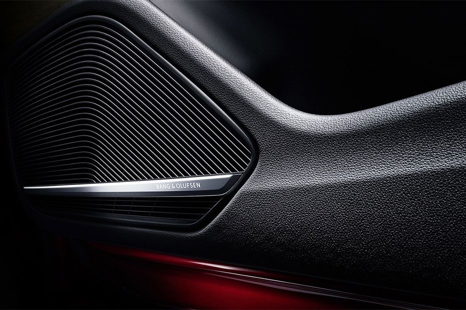 Speakers View of Audi A5