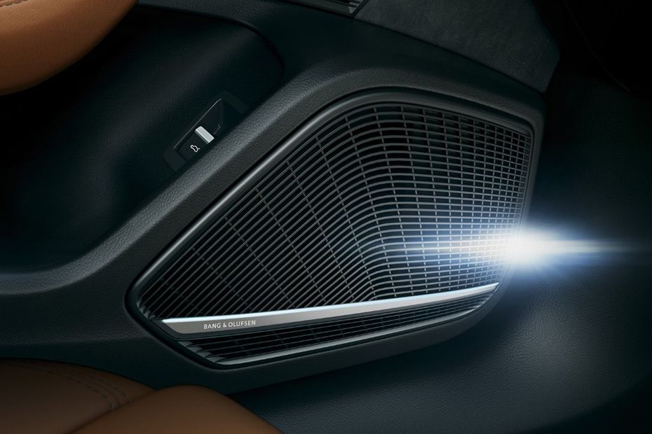 Speakers View of Audi A4