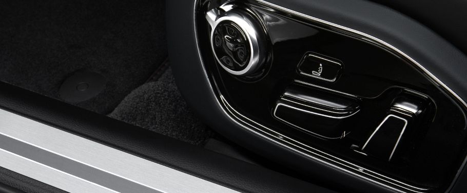 Audi S8 Plus Seat Adjustment Controllers Audi S8 Plus Seat Adjustment Controllers