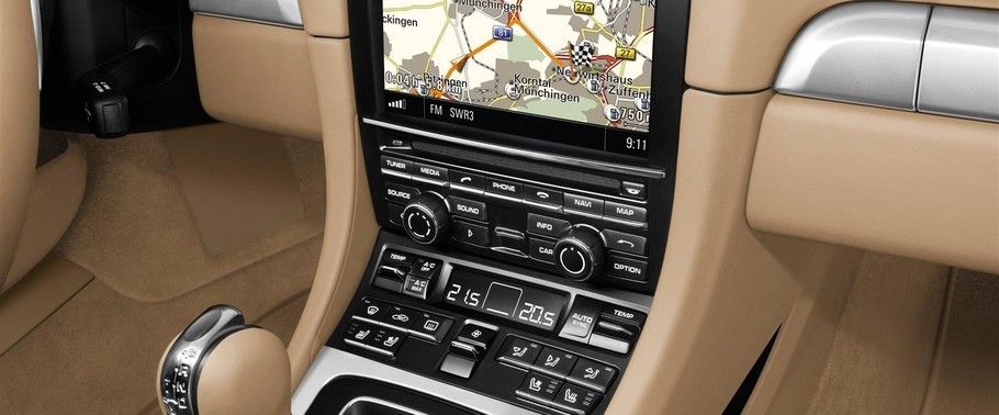 911 Carrera 4 Cabriolet Center Console