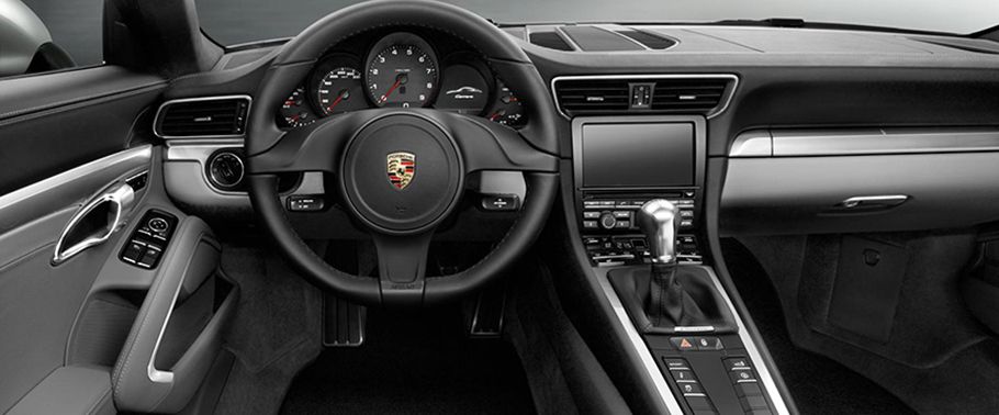 Dashboard View of 911 Carrera 4 Cabriolet