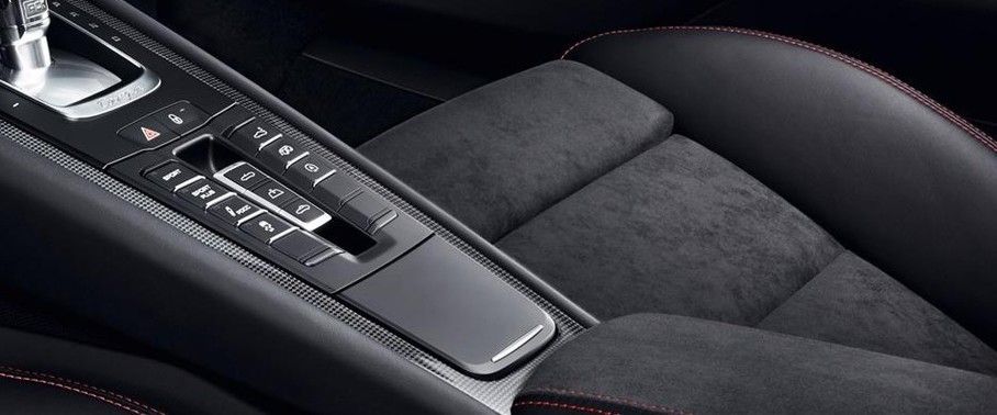 Center Controls of Porsche 911 Targa 4 GTS