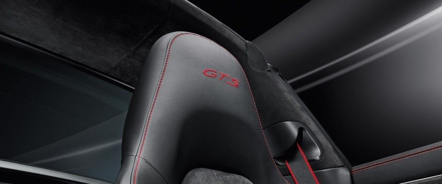 911 Targa 4 GTS Front Seat Headrest