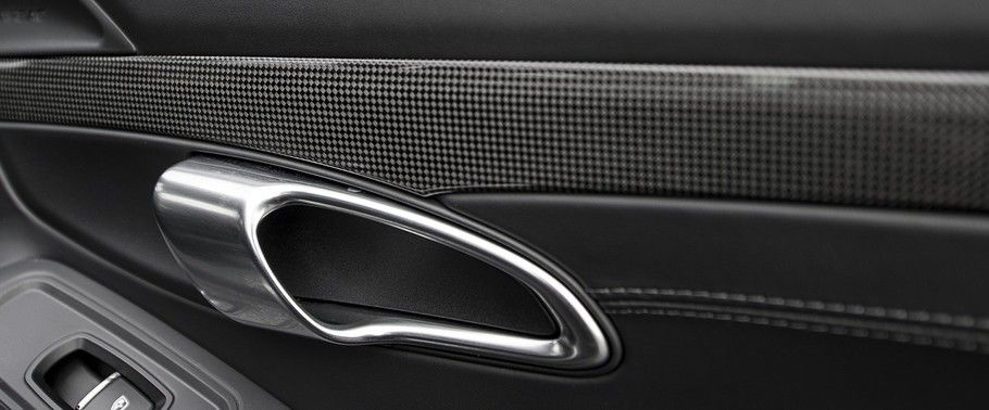 door handle interior of Porsche 911 Turbo S
