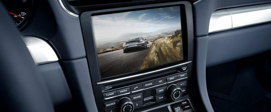 911 Turbo S touch screen