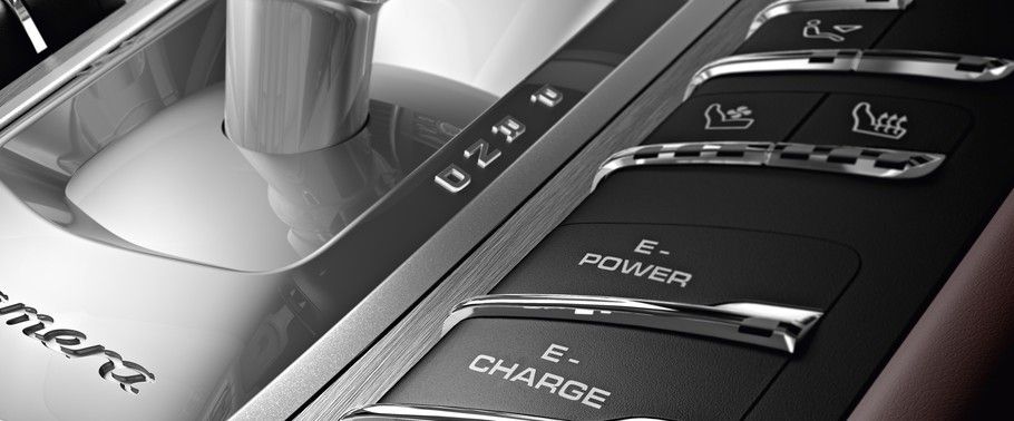 Center Controls of Porsche Panamera 4