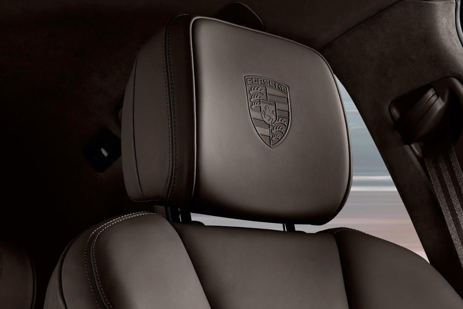 Macan (2016-2018) Front Seat Headrest Macan (2016-2018) Front Seat Headrest