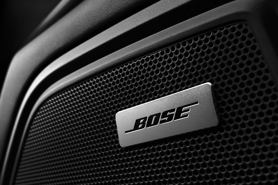 Speakers View of Porsche Macan (2016-2018) Speakers View of Porsche Macan (2016-2018)