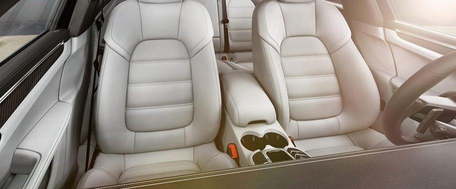 Macan S Front Center Divider