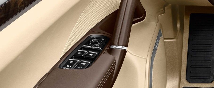 Porsche Cayenne S Drivers Side In Side Door Controls Porsche Cayenne S Drivers Side In Side Door Controls