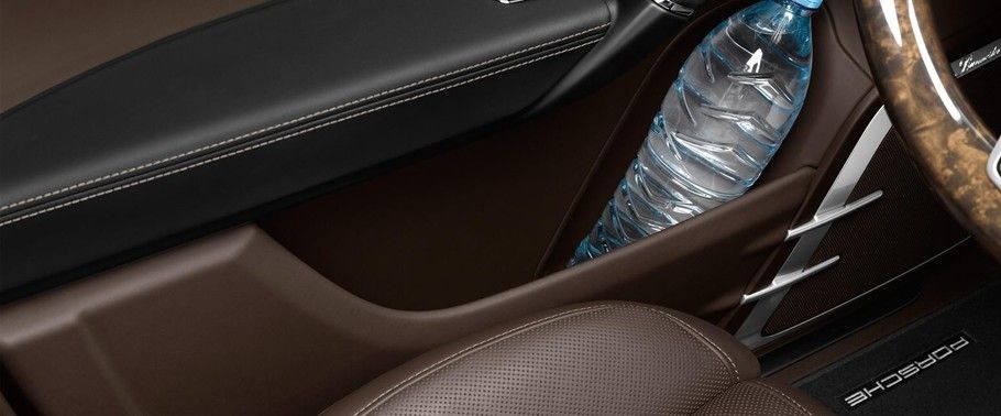 Side Bottle Holder of Cayenne Turbo Side Bottle Holder of Cayenne Turbo