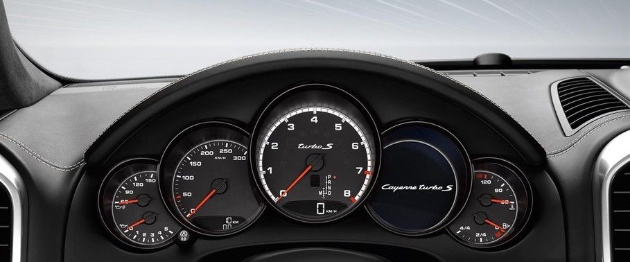 Cayenne Turbo S TachoMeter
