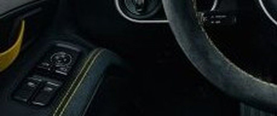 Porsche Cayman GT4 Drivers Side In Side Door Controls