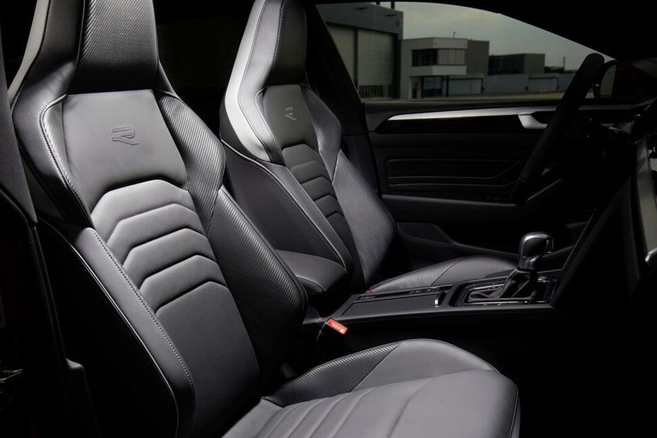 Arteon R-Line Front Seats Arteon R-Line Front Seats