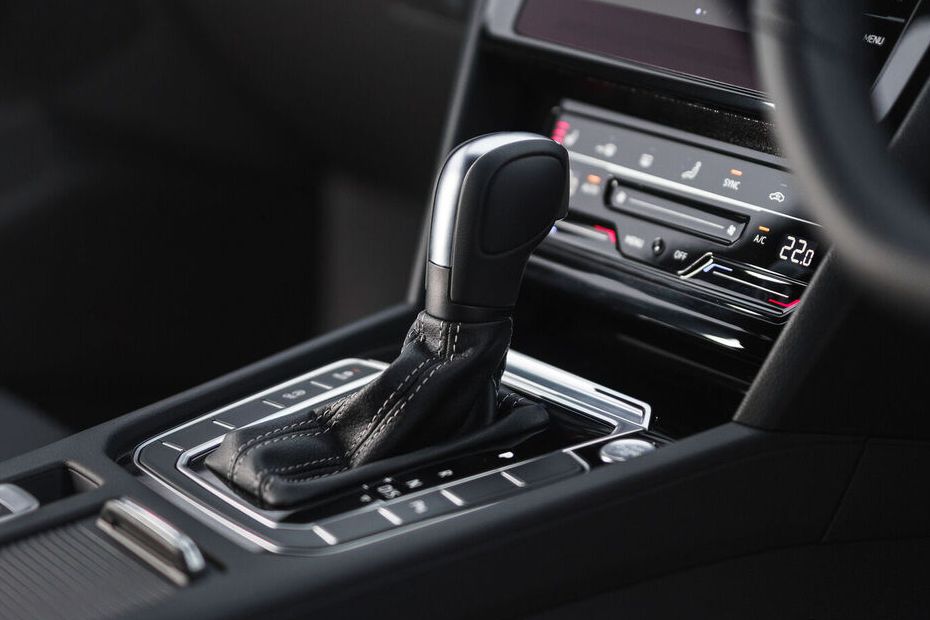 Volkswagen Arteon R-Line Gear Shifter Volkswagen Arteon R-Line Gear Shifter