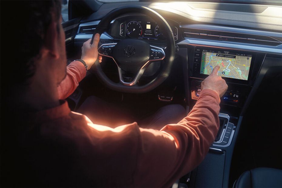 Arteon R-Line touch screen Arteon R-Line touch screen