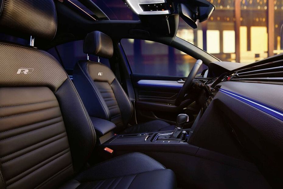 Passat R-Line Front Seats