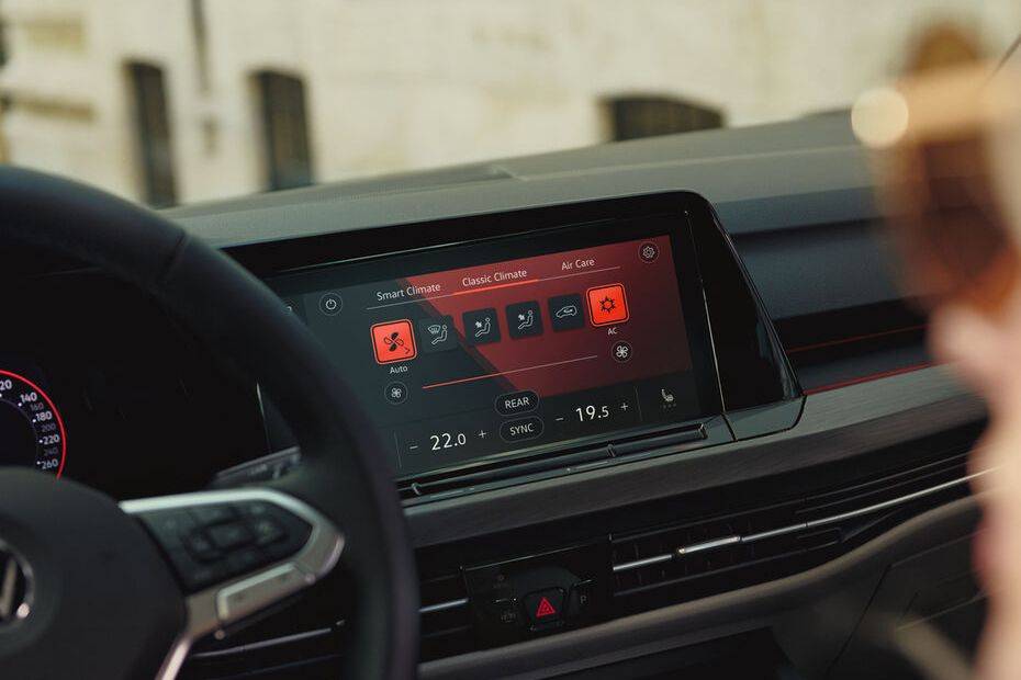 Front AC Controls of Volkswagen Golf R Front AC Controls of Volkswagen Golf R