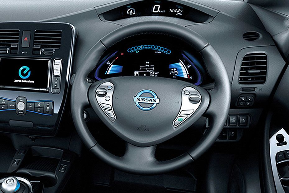 Nissan Leaf (2015-2018) Steering Wheel