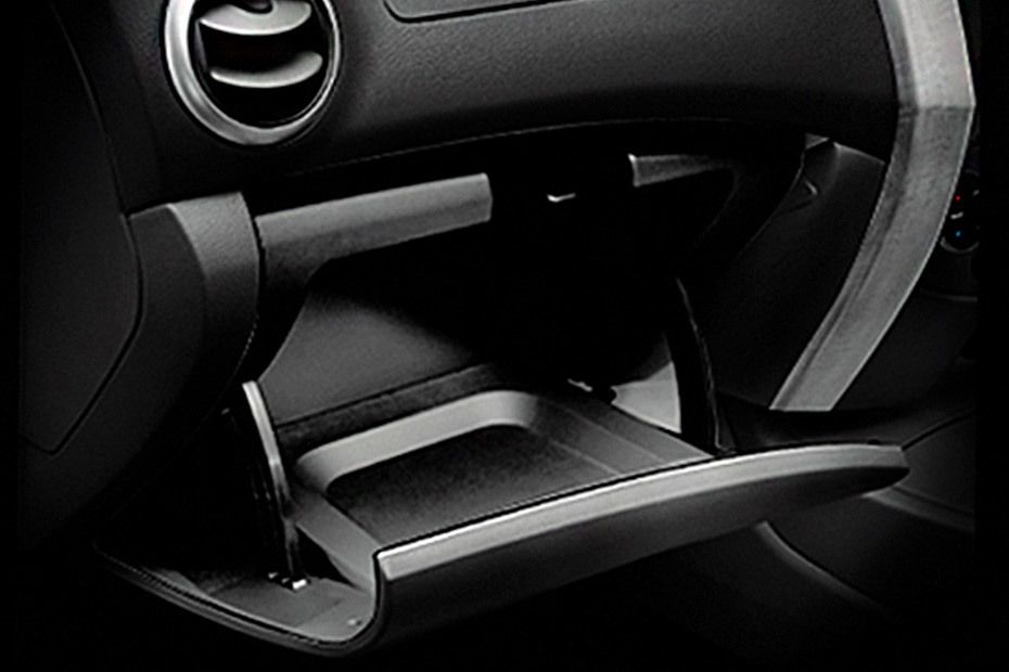 Nissan X-Gear Glove Box Open Nissan X-Gear Glove Box Open