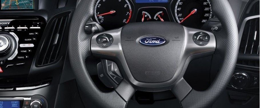 Ford Focus ST Multi Function Steering Ford Focus ST Multi Function Steering