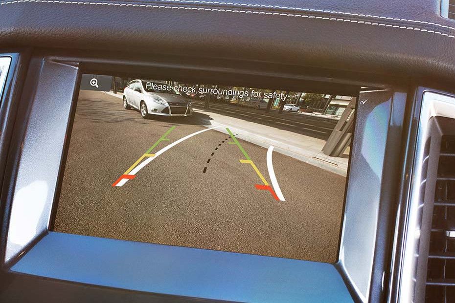 Everest (2016-2018) Parking Assist